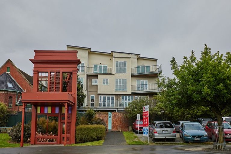 Photo of property in 72 Webb Street, Te Aro, Wellington, 6011