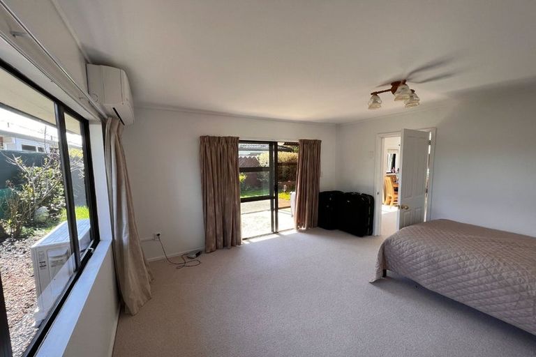 Photo of property in 26 Settlers Grove, Orewa, 0931