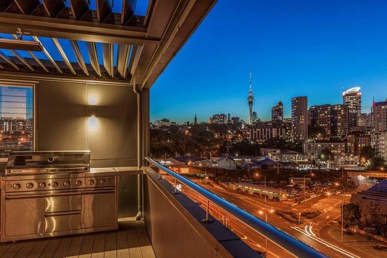 Photo of property in 2 Augustus Terrace, Parnell, Auckland, 1052