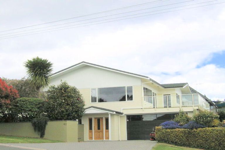 Photo of property in 49 Shepherd Road, Waipahihi, Taupo, 3330