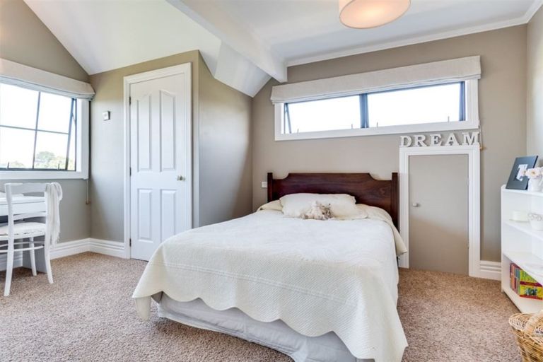 Photo of property in 26 Hetley Crescent, Taradale, Napier, 4112