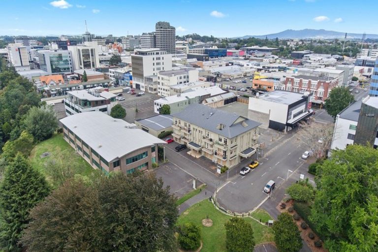 Photo of property in 1f/11 London Street, Hamilton Central, Hamilton, 3204