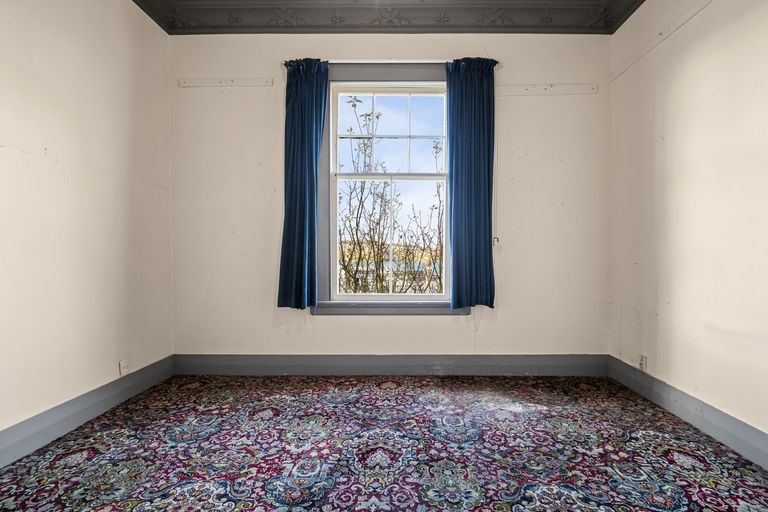 Photo of property in 34 Elm Row, Dunedin Central, Dunedin, 9016