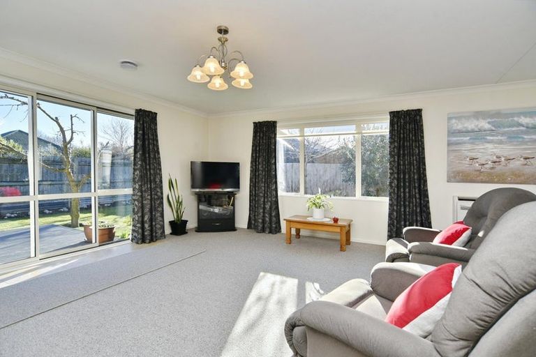 Photo of property in 53 Kotare Avenue, Rangiora, 7400