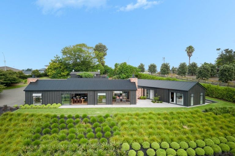 Photo of property in 1 Waiawa Lane, Bethlehem, Tauranga, 3110