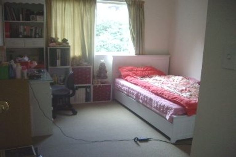 Photo of property in 18b Becroft Drive, Forrest Hill, Auckland, 0620