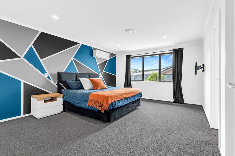 Photo of property in 1 Helenvale Crescent, Pokeno, 2402