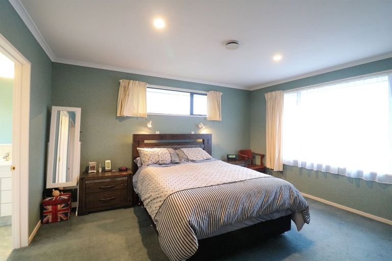 Photo of property in 70 Temple Crescent, Gleniti, Timaru, 7910