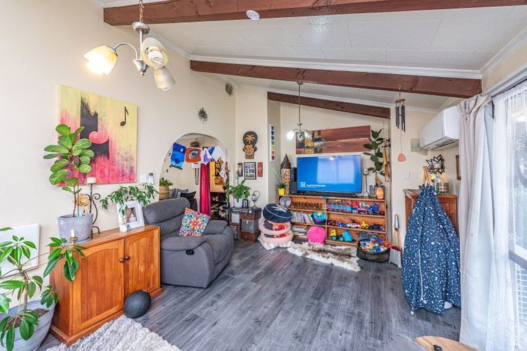 Photo of property in 34a Hood Street, Castlecliff, Whanganui, 4501