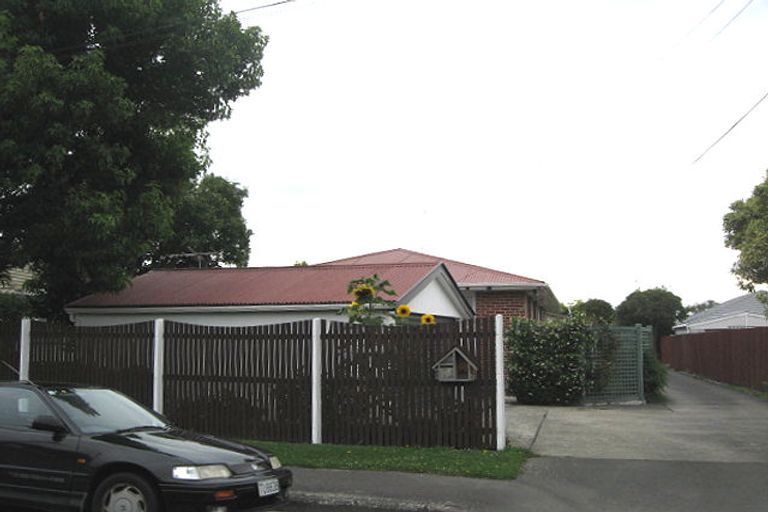 Photo of property in 2/48 Maryhill Avenue, Hoon Hay, Christchurch, 8025