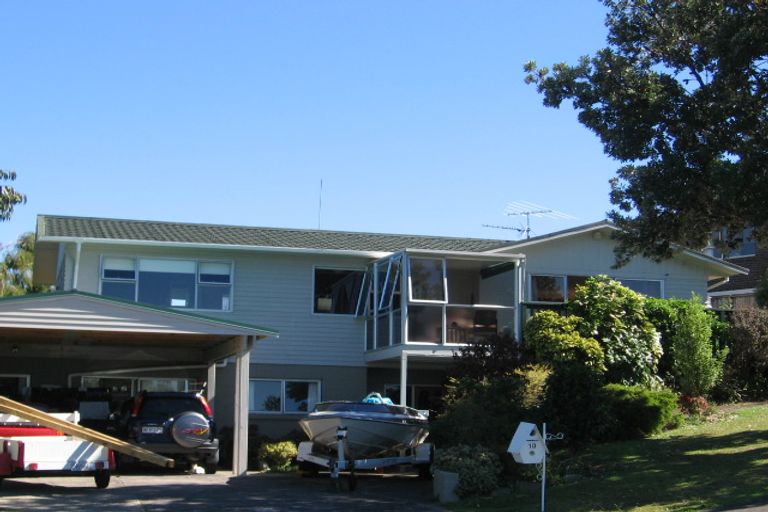 Photo of property in 10 Helvetia Drive, Browns Bay, Auckland, 0630
