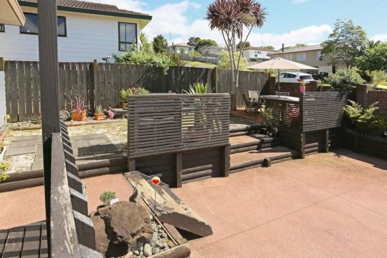 Photo of property in 188 Solar Road, Glen Eden, Auckland, 0602
