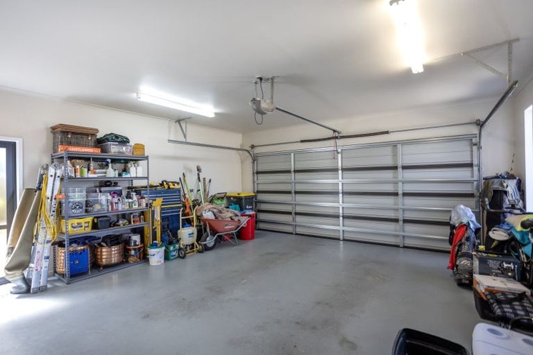 Photo of property in 32a Bath Street, Brighton, Dunedin, 9035