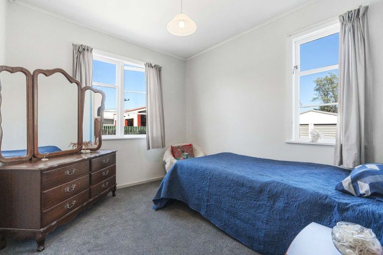 Photo of property in 4 Humphries Street, Greytown, 5712