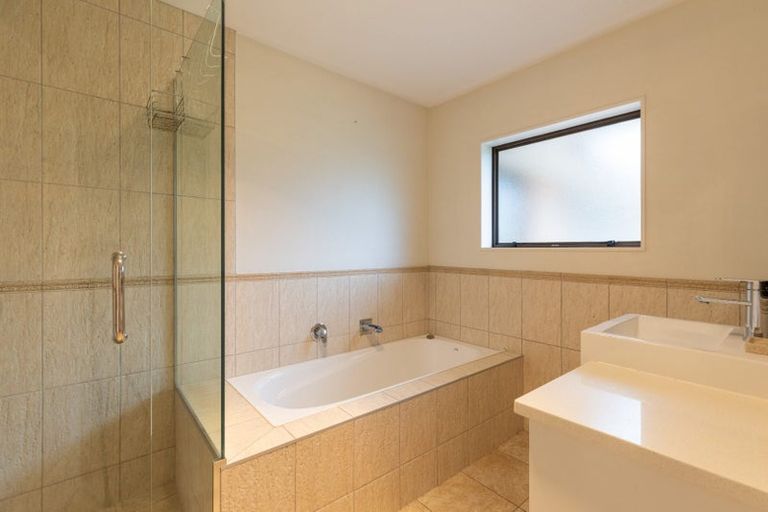 Photo of property in 40 Normanby Road, Karaka, Papakura, 2580