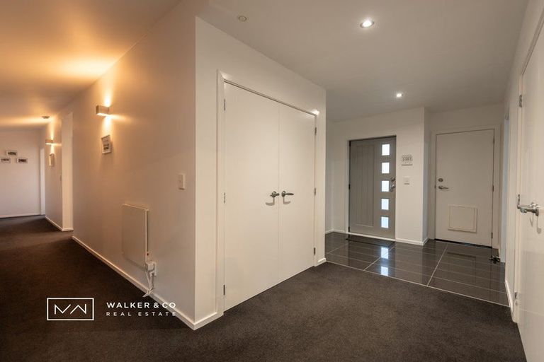 Photo of property in 20 Cosgrove Rise, Riverstone Terraces, Upper Hutt, 5018