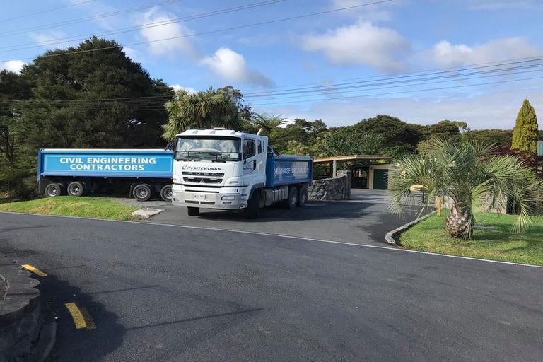 Photo of property in 20 Sherrybrooke Place, Sunnyvale, Auckland, 0612