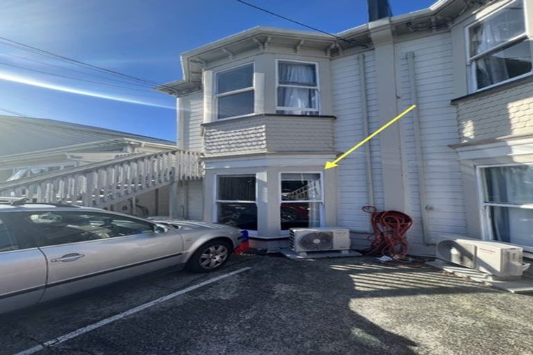 Photo of property in 61b Pirie Street, Mount Victoria, Wellington, 6011