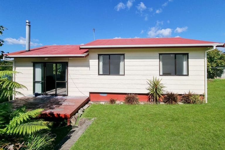 Photo of property in 21 Thebes Street, Pomare, Rotorua, 3015