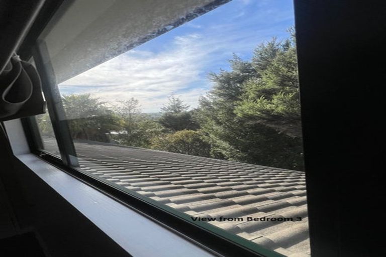 Photo of property in 6 David Beattie Place, Chatswood, Auckland, 0626