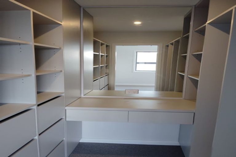 Photo of property in 34b Bradbury Road, Botany Downs, Auckland, 2010