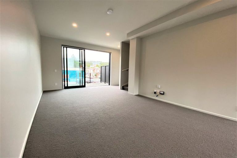 Photo of property in Aniva Terrace, 32 Ferguson Street, Newtown, Wellington, 6021