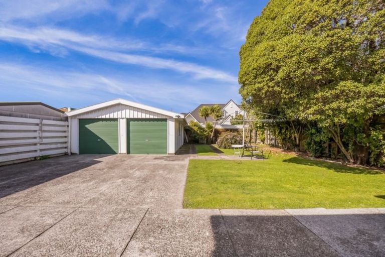 Photo of property in 56 Hautana Street, Woburn, Lower Hutt, 5010