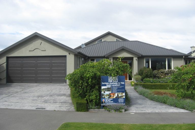 Photo of property in 4 Tullamore Place, Casebrook, Christchurch, 8051