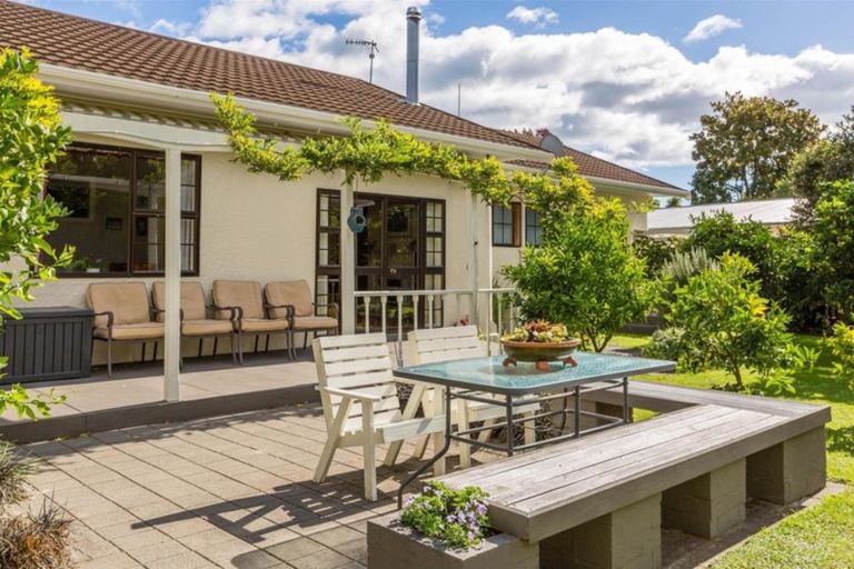 Photo of property in 5 Plassey Street, Havelock North, 4130