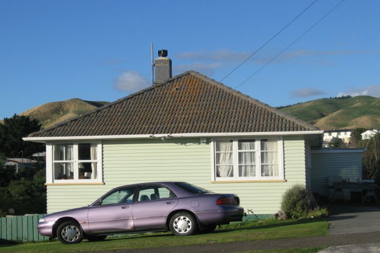 Photo of property in 161 Castor Crescent, Cannons Creek, Porirua, 5024