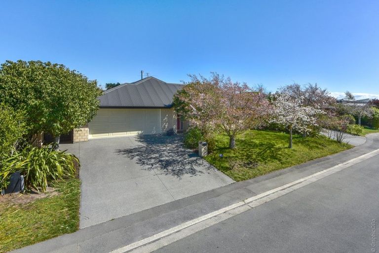 Photo of property in 17 Pollock Place, Rolleston, 7614