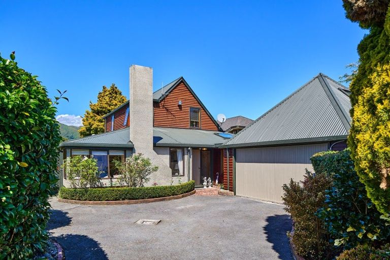 Photo of property in 2/70 Hautana Street, Woburn, Lower Hutt, 5010