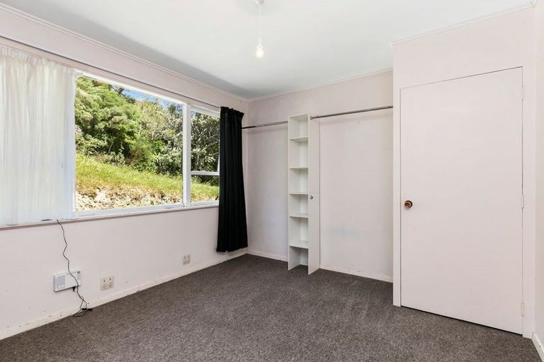 Photo of property in 81b Black Rock Road, Newlands, Wellington, 6037