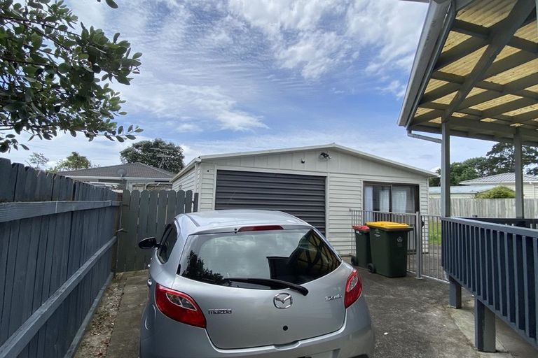 Photo of property in 33 Reelick Avenue, Pakuranga Heights, Auckland, 2010