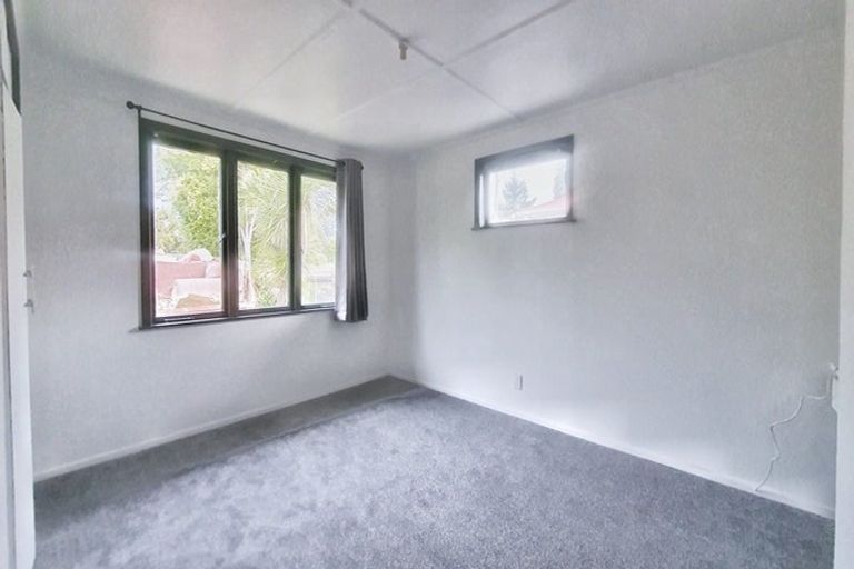 Photo of property in 75 Forest Hill Road, Henderson, Auckland, 0612