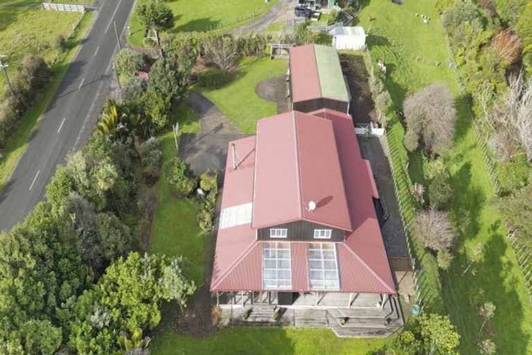 Photo of property in 268 Turitea Road, Turitea, Palmerston North, 4472