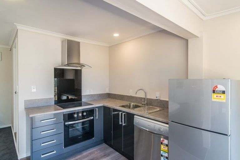 Photo of property in City Life Apartments, 219 The Terrace, Wellington Central, Wellington, 6011