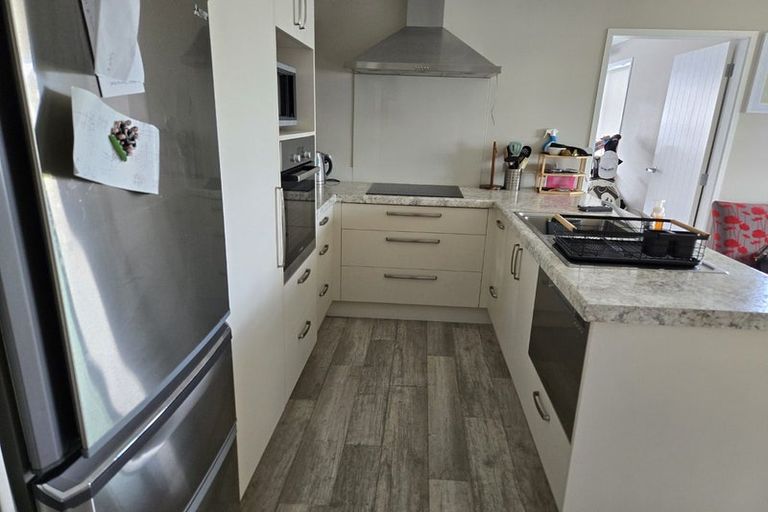 Photo of property in 1/144 Forest Lake Road, Forest Lake, Hamilton, 3200