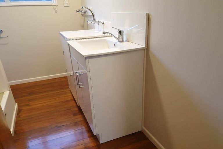 Photo of property in 3/3 Vella Street, Titahi Bay, Porirua, 5022