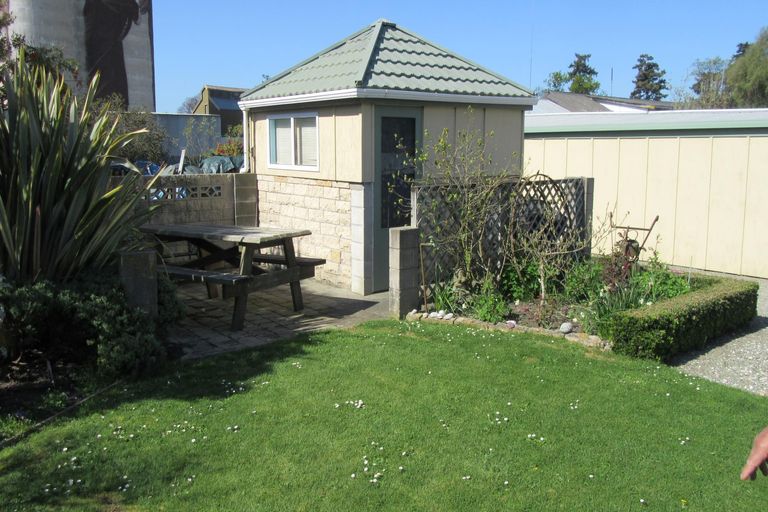 Photo of property in 196 Queen Street, Waimate, 7924