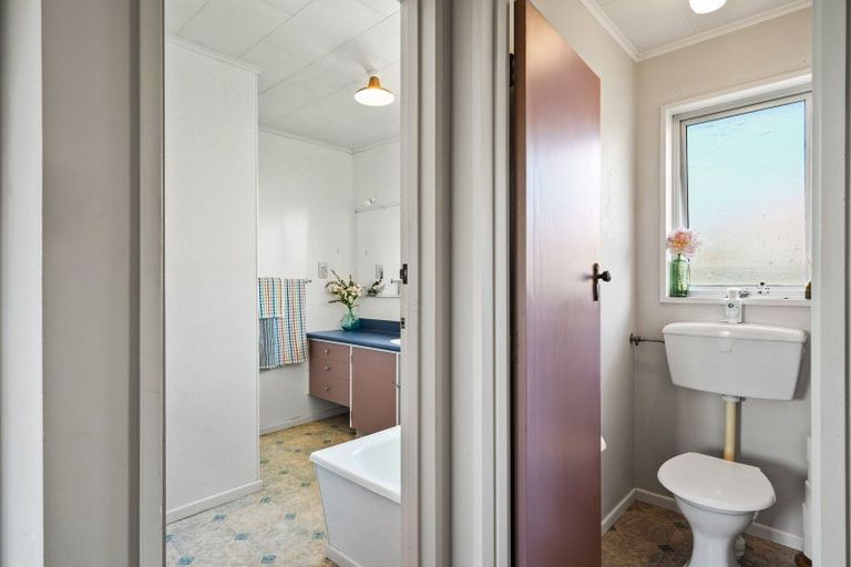 Photo of property in 3 Anderson Road, Taradale, Napier, 4112