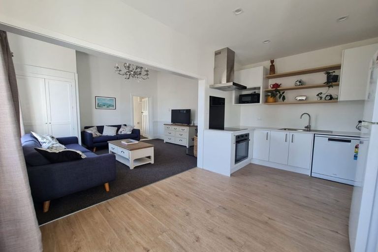 Photo of property in 2/88 Somerfield Street, Somerfield, Christchurch, 8024