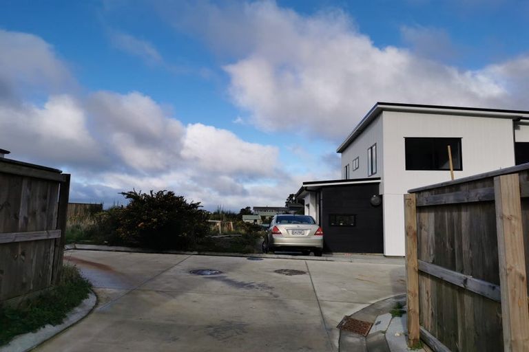 Photo of property in 131 Silverstream Road, Crofton Downs, Wellington, 6035