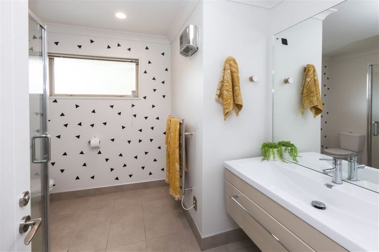 Photo of property in 66 Woodhurst Drive, Casebrook, Christchurch, 8051