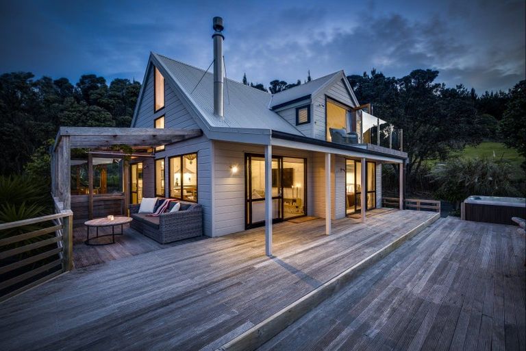 Photo of property in 224 Harper Road, Waimarama, 4294