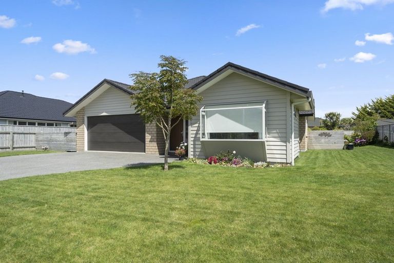 Photo of property in 31 Waipunahau Road, Waikanae, 5036