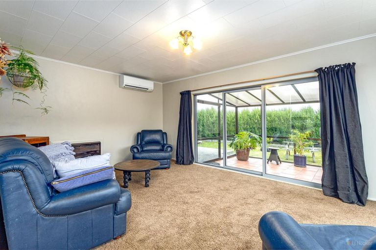 Photo of property in 39 Queen Street, Pareora, 7912