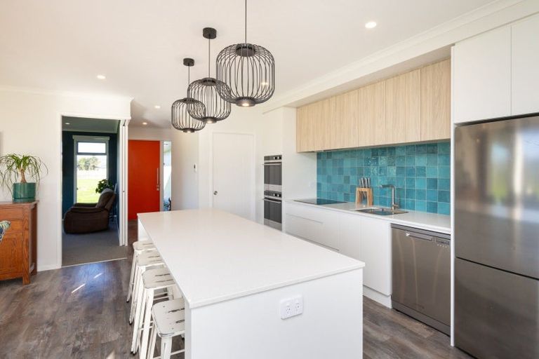 Photo of property in 1 Ashgrove Lane, Ashhurst, Palmerston North, 4470