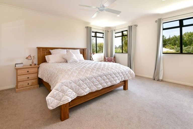 Photo of property in 39 Regency Park Drive, Gulf Harbour, Whangaparaoa, 0930