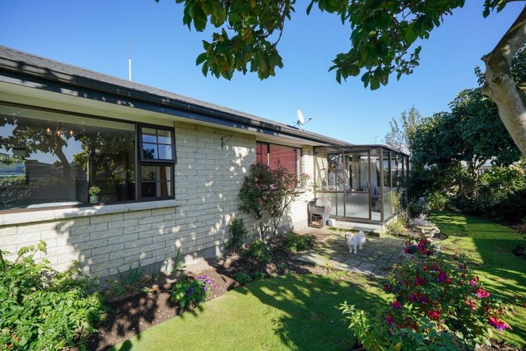 Photo of property in 92 Newcastle Street, Windsor, Invercargill, 9810